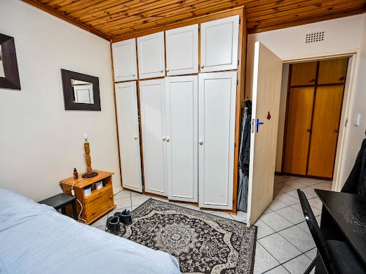 5 Bedroom Property for Sale in Langenhovenpark Free State